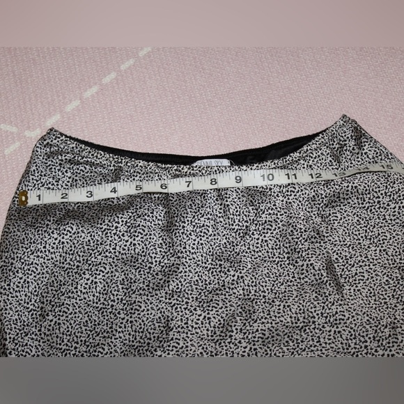 Sienna Sky Pebble Print Flowy Skirt Women’s Large - Picture 3 of 5